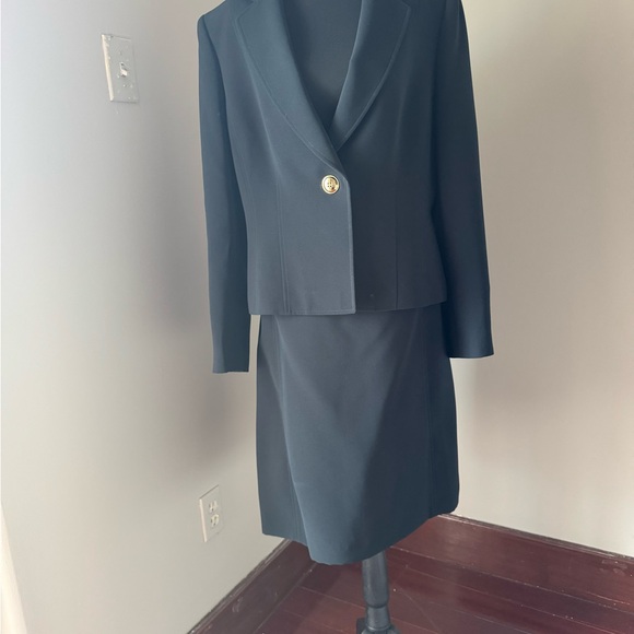 Tahari dark navy Blazer and Skirt Set with Gold Buttons - Picture 2 of 5